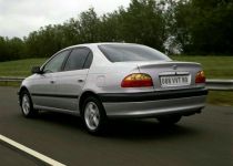 TOYOTA Avensis  1.6 - 81.00kW