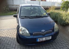 TOYOTA  Yaris 1.3 VVT-i Terra